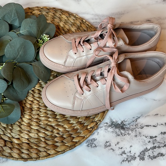 EUC - Greats - Women's Royale Perforated pink on pink Sneaker - Size 8.5. - Picture 2 of 5